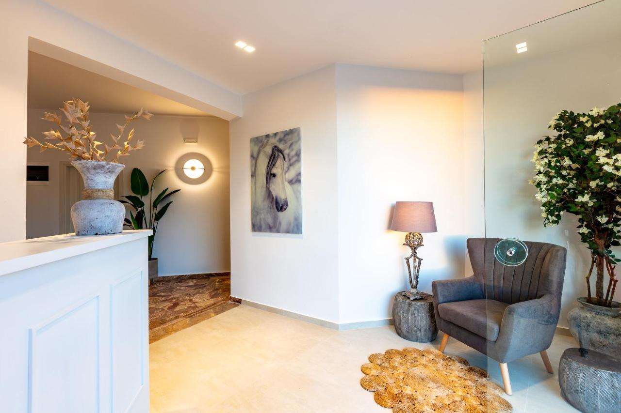 Pinelopi Beach Suites ゲオルギオポリス エクステリア 写真