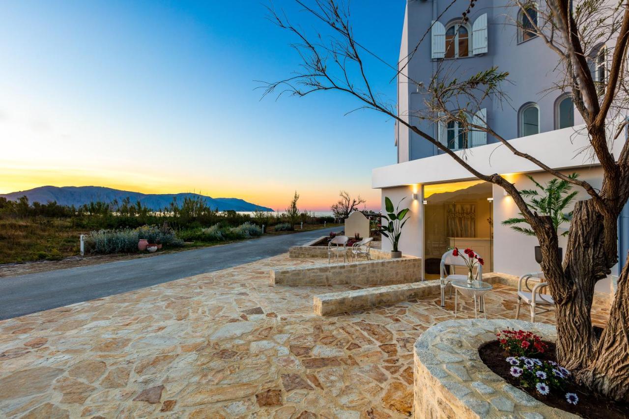 Pinelopi Beach Suites ゲオルギオポリス エクステリア 写真